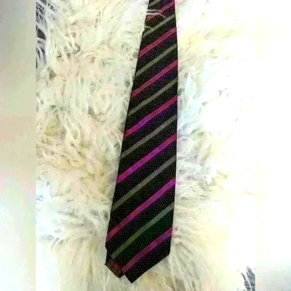 Men's Etro Tie - 100% silk in brand new condition - Picture 3 of 6